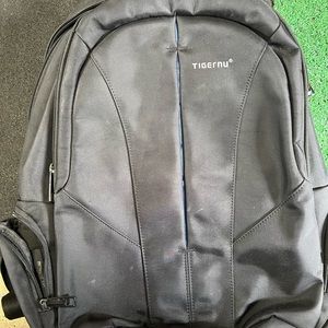 Tigernu High Quality 15" Laptop/ Travel Backpack